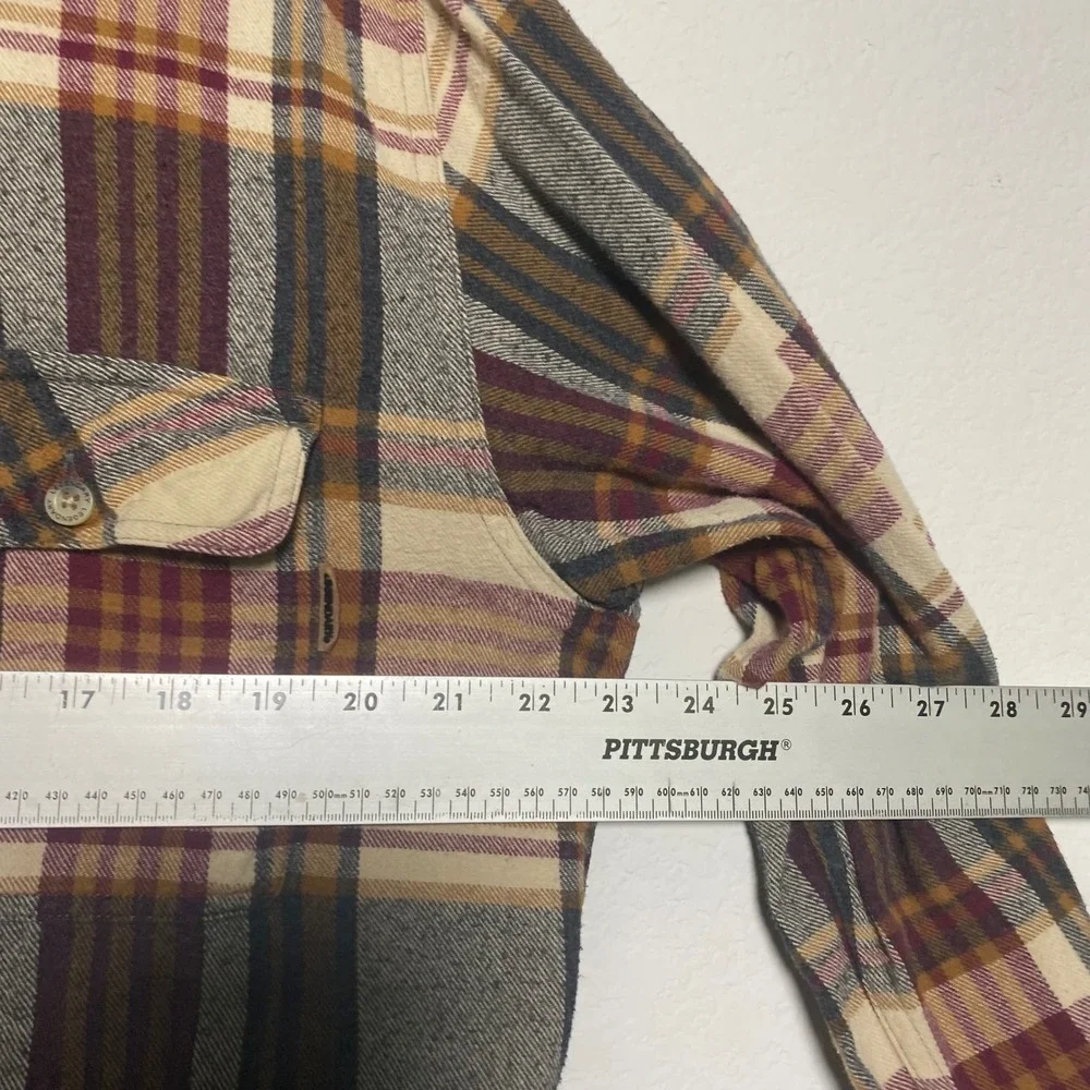 Legendary Whitetails Brown Camp Flannel Mens‎ Large Long Sleeve Button Up Grunge